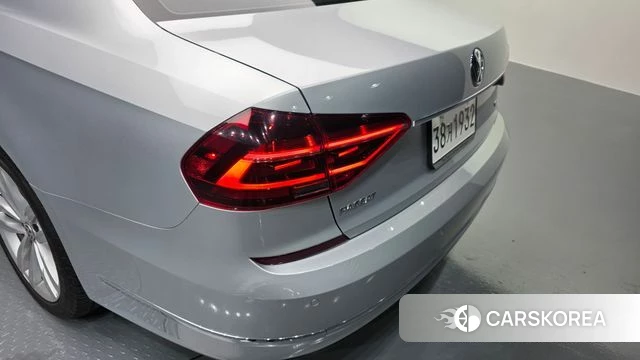 Volkswagen The New Passat id 4285953 из Кореи 15