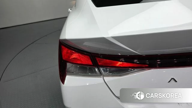 Hyundai Avante Hybrid (CN7) id 4500393 из Кореи 15