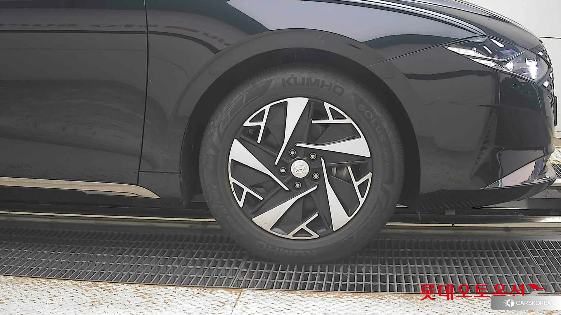 Hyundai Grandeur Hybrid id 4674105 из Кореи 15