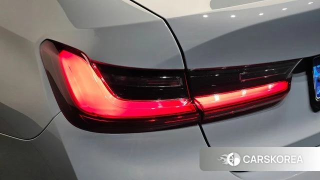 BMW 3 Series (G20) id 4635760 из Кореи 15
