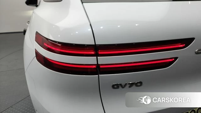 Genesis GV70 id 4309803 из Кореи 15