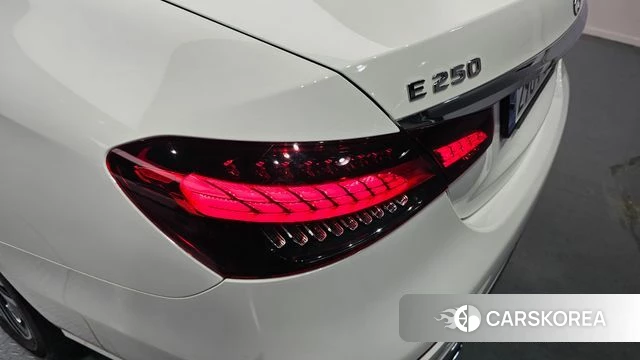 Mercedes-Benz E-Class W213 id 4593268 из Кореи 15