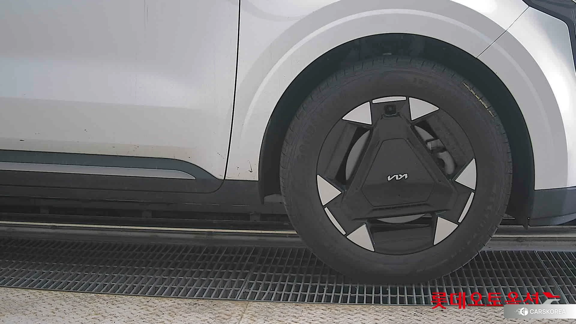 Kia Carnival Hybrid id 4347391 из Кореи 15