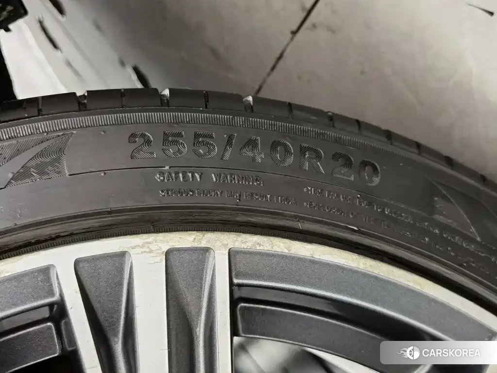 Audi A6L id 4576656 из Китая 15