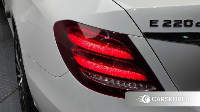 Mercedes-Benz E-Class W213 id 4435664 из Кореи 15
