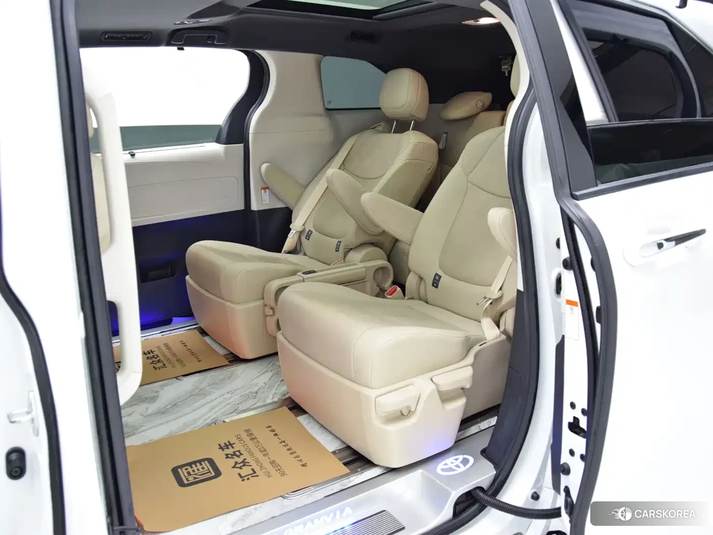 Toyota Grevia id 4577879 из Китая 15