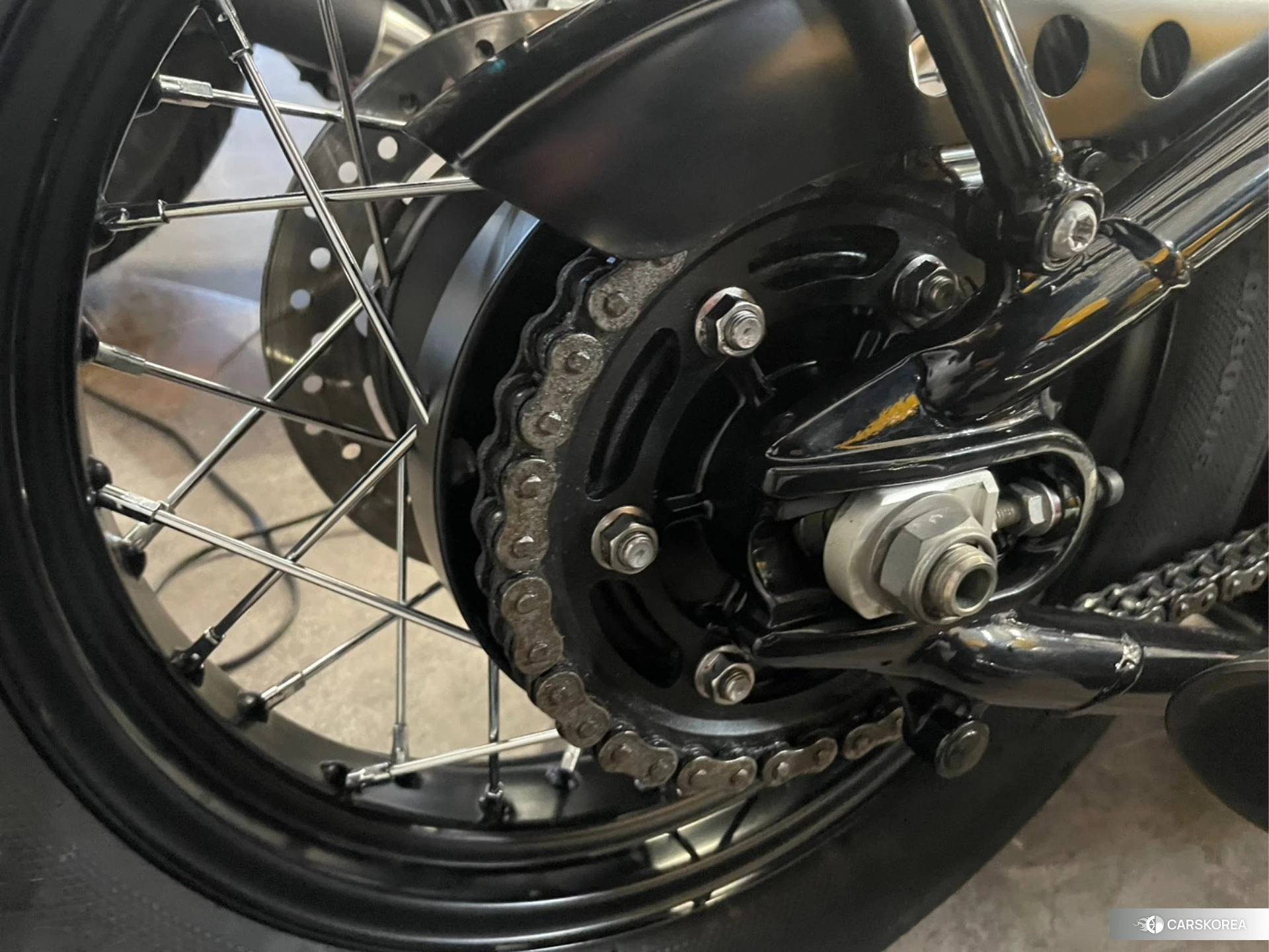 Triumph BONNEVILLE BOBBER id 3946499 из Японии 15