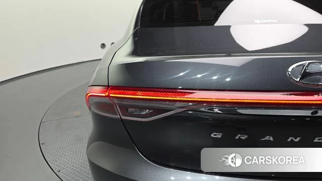 Hyundai The New Grandeur IG Hybrid id 4458751 из Кореи 15