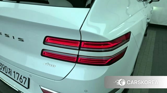 Genesis GV80 id 4342800 из Кореи 15
