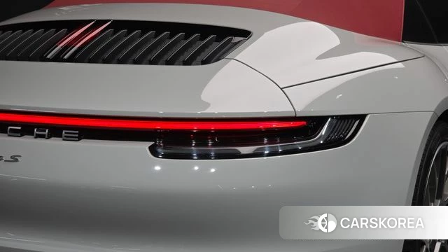 Porsche 911(992) id 4676838 из Кореи 15