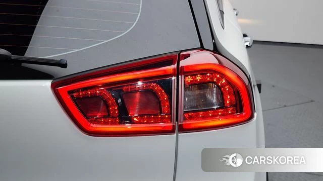 Kia Niro id 4483191 из Кореи 15