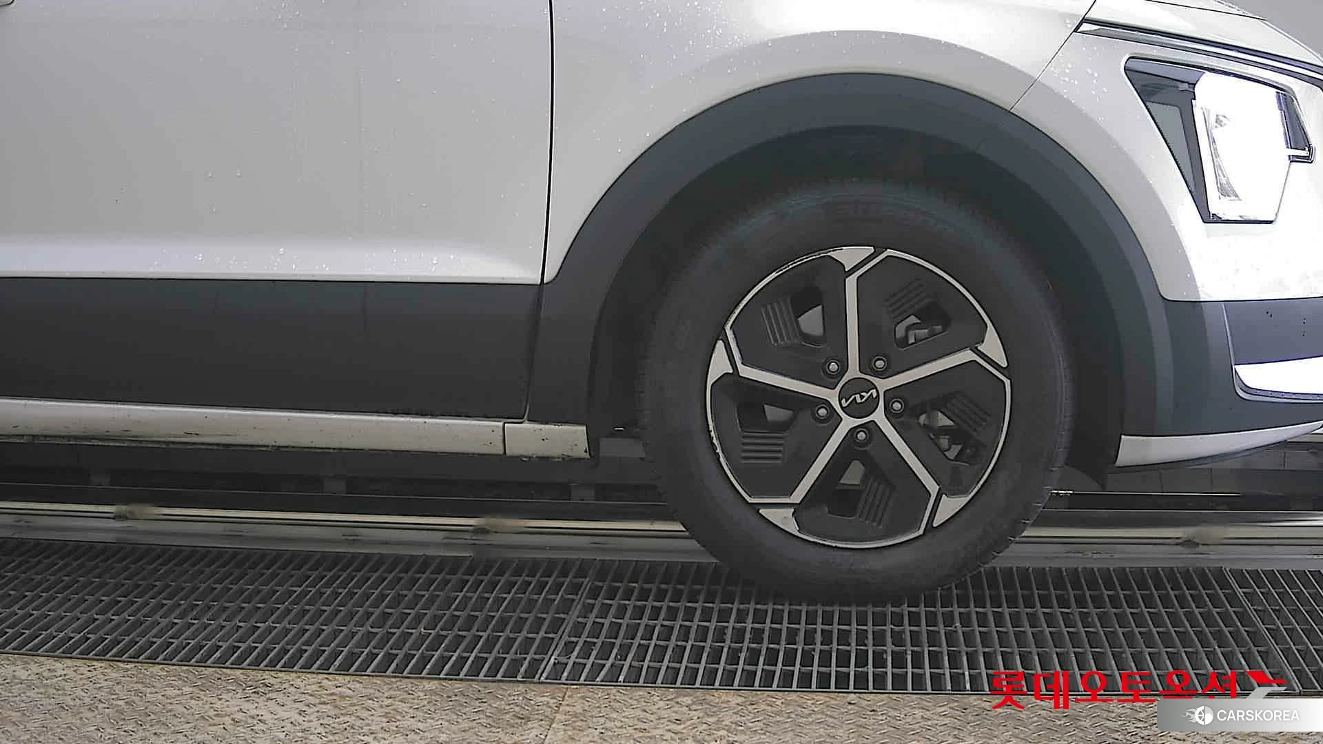 Kia Niro Hybrid id 3869427 из Кореи 15