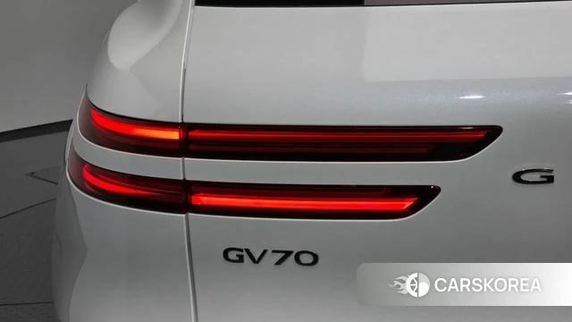 Genesis GV70 id 4554672 из Кореи 15