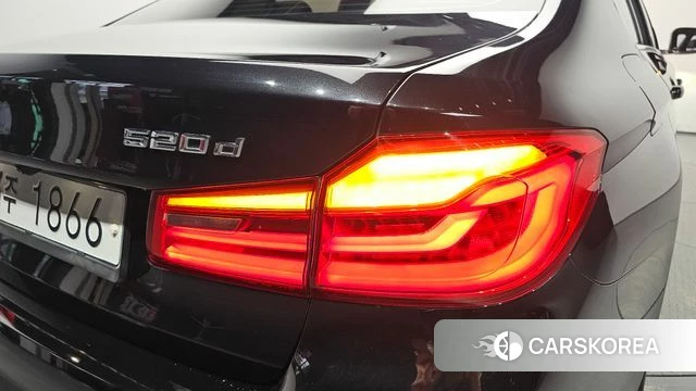 BMW 5 Series (G30) id 4581598 из Кореи 15