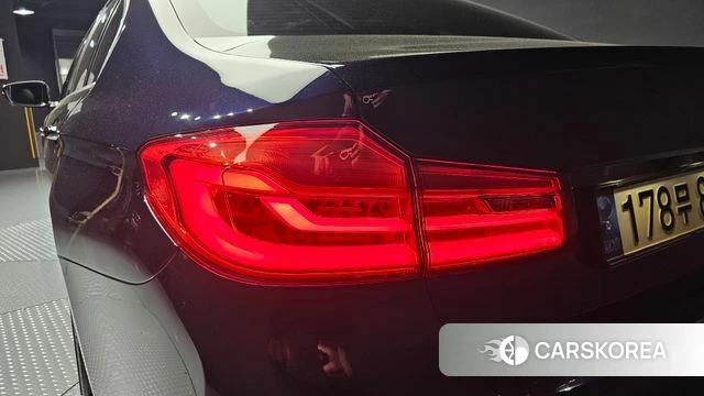 BMW 5 Series (G30) id 4310219 из Кореи 15