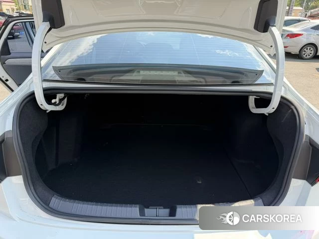 Volkswagen Sagitar id 4342075 из Китая 15