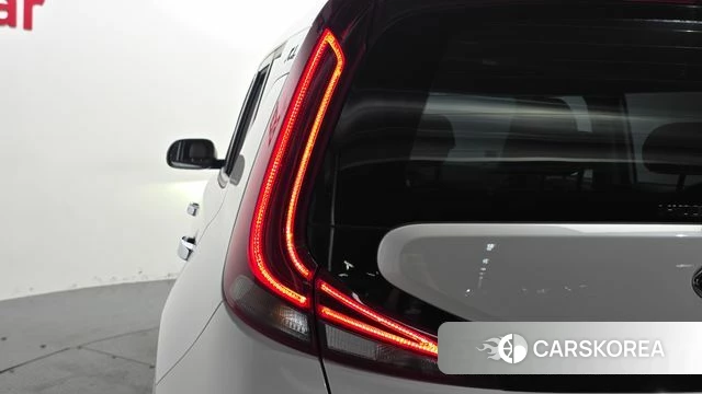 Kia Soul Booster EV id 4662766 из Кореи 15