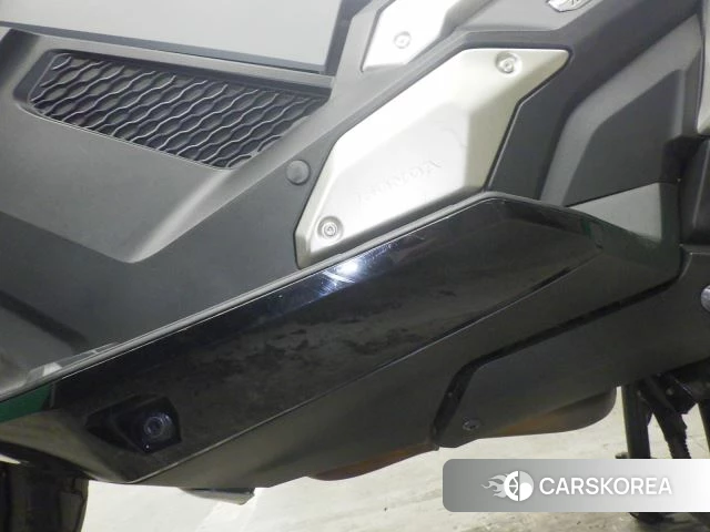 Honda X-ADV 750 id 3950163 из Японии 15