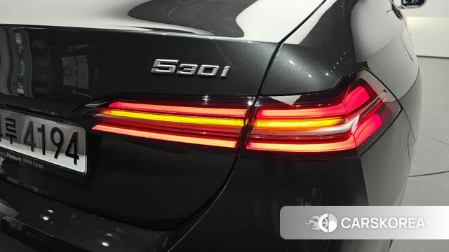 BMW 5 Series (G60) id 4649656 из Кореи 15