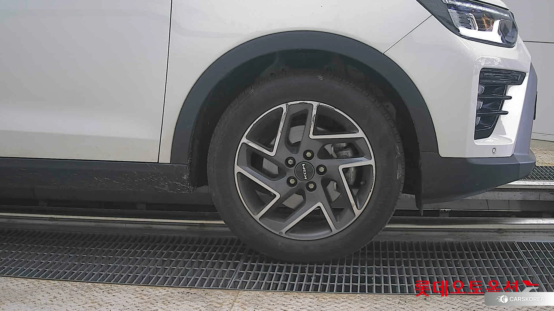 SsangYong Tivoli id 4352441 из Кореи 15