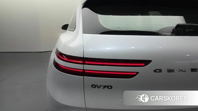 Genesis GV70 id 4427650 из Кореи 15