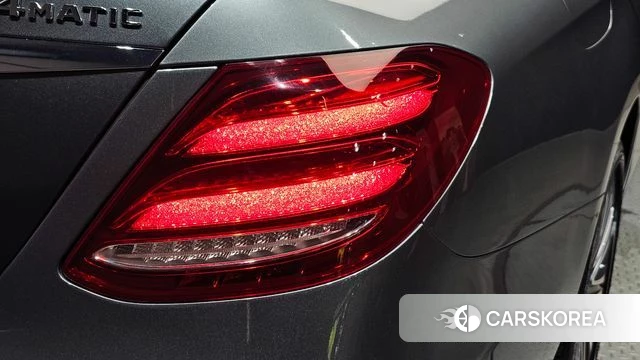 Mercedes-Benz E-Class W213 id 4470837 из Кореи 15