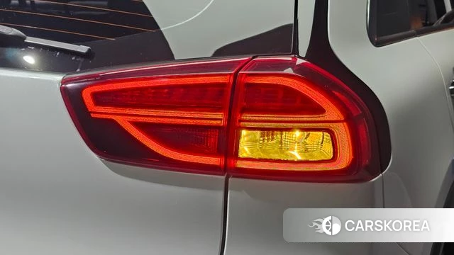 Kia The New Niro id 4464838 из Кореи 15