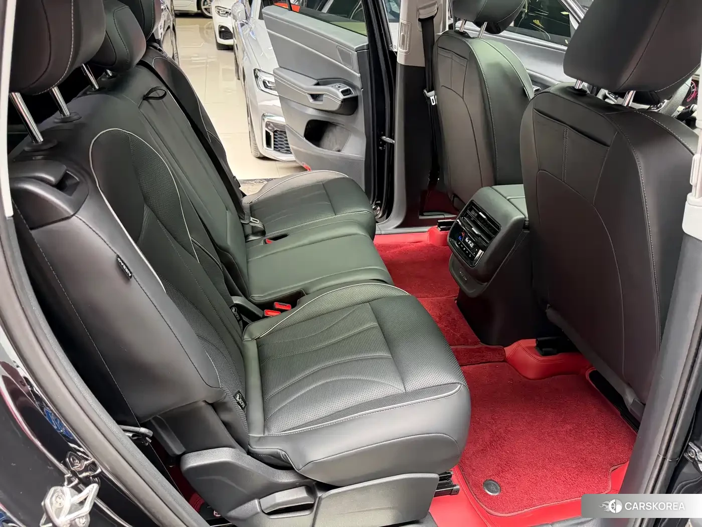 Volkswagen Touareg id 4679516 из Китая 15
