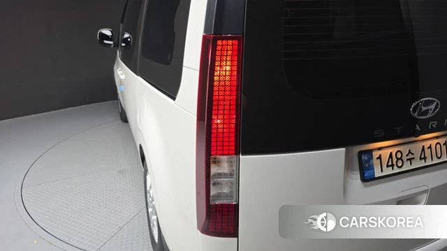 Hyundai Staria id 4309315 из Кореи 15