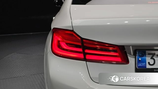 BMW 5 Series (G30) id 4574485 из Кореи 15