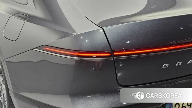 Hyundai Grandeur Hybrid (GN7) id 4921892 из Кореи 15