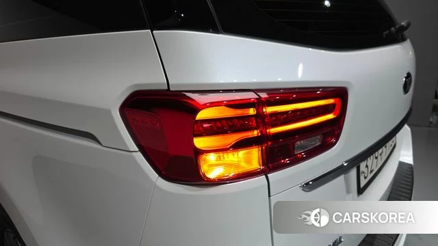 Kia The New Carnival id 4430499 из Кореи 15
