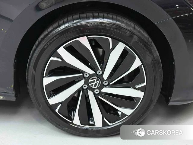 Volkswagen Passat id 4314205 из Китая 15