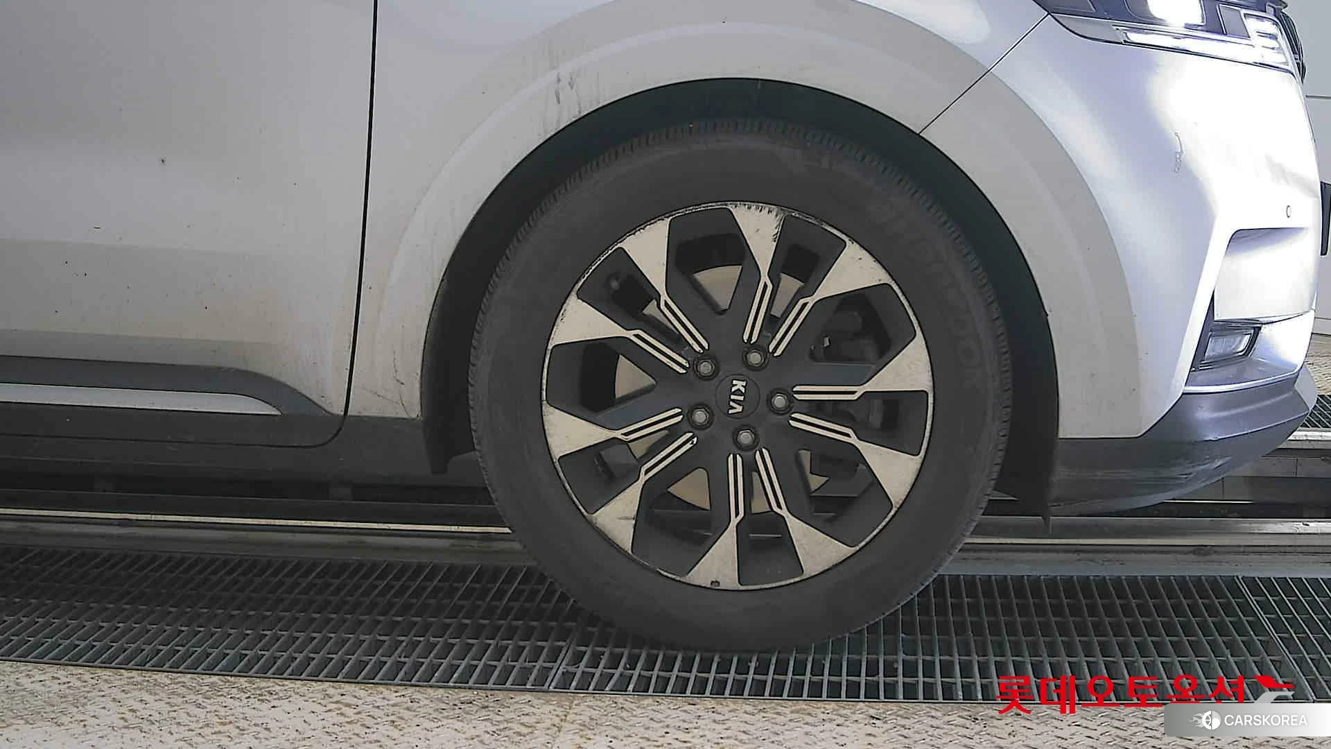Kia Carnival id 4289436 из Кореи 15