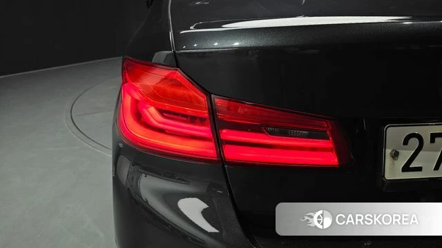 BMW 5 Series (G30) id 4594869 из Кореи 15