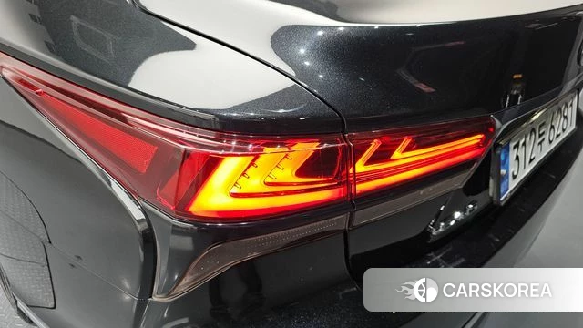 Lexus LS500h 5th generation id 4224491 из Кореи 15