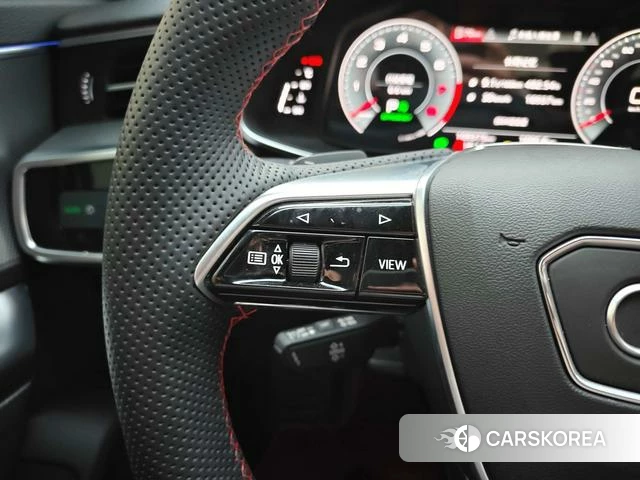 Audi A6L id 3901822 из Китая 15