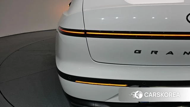 Hyundai Grandeur Hybrid (GN7) id 4380976 из Кореи 15