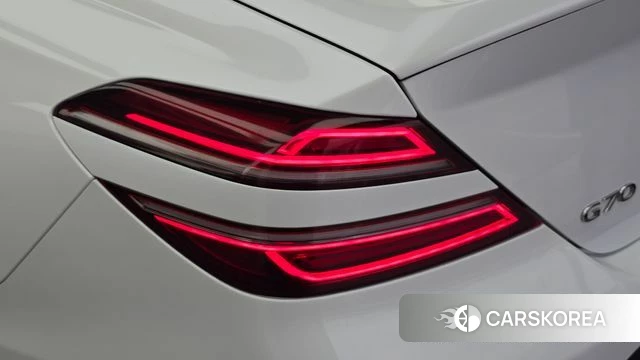 Genesis The New G70 id 4872670 из Кореи 15