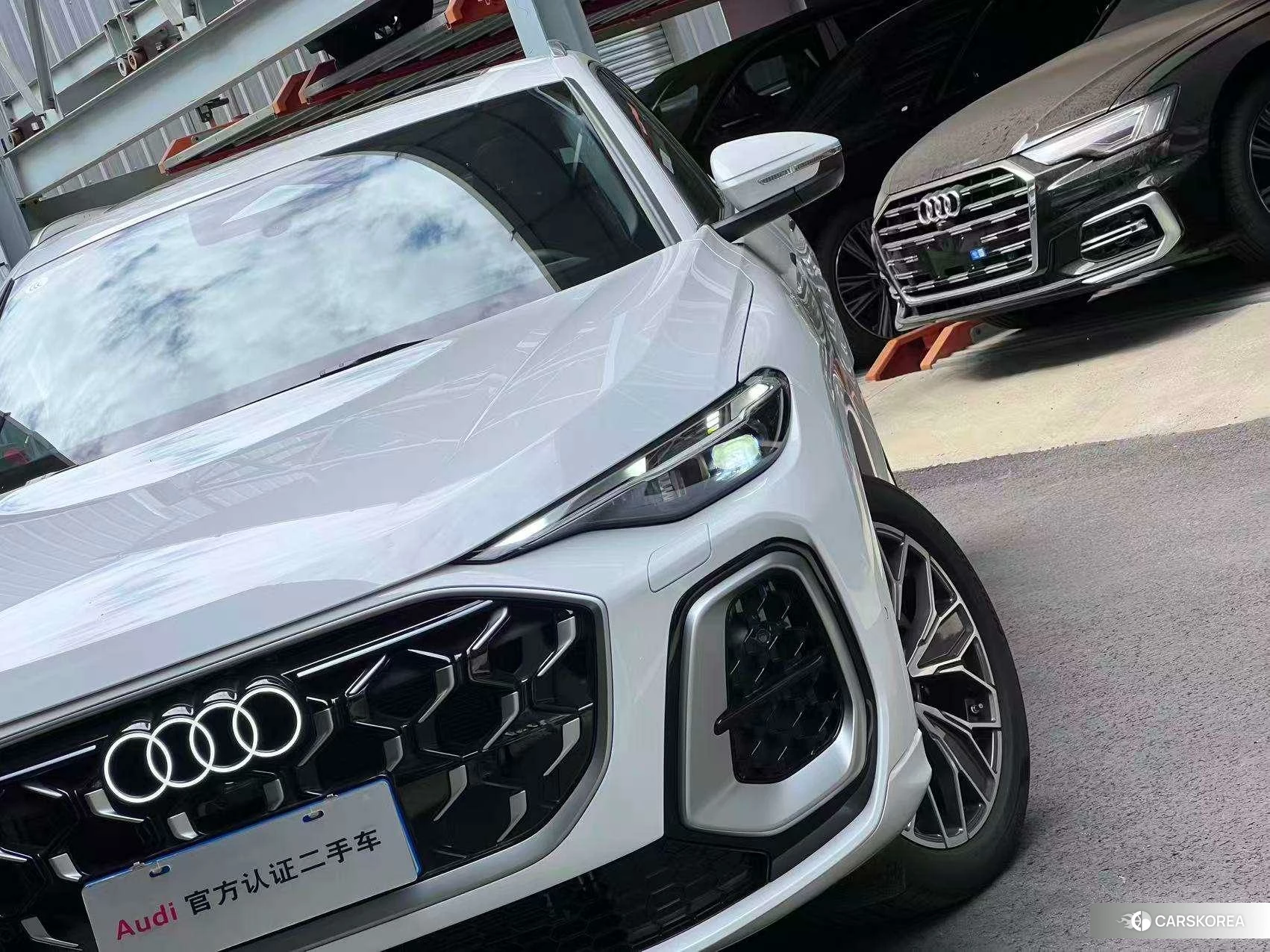 Audi Q5L id 4487443 из Китая 15