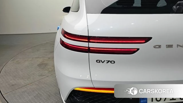 Genesis GV70 id 4186881 из Кореи 15