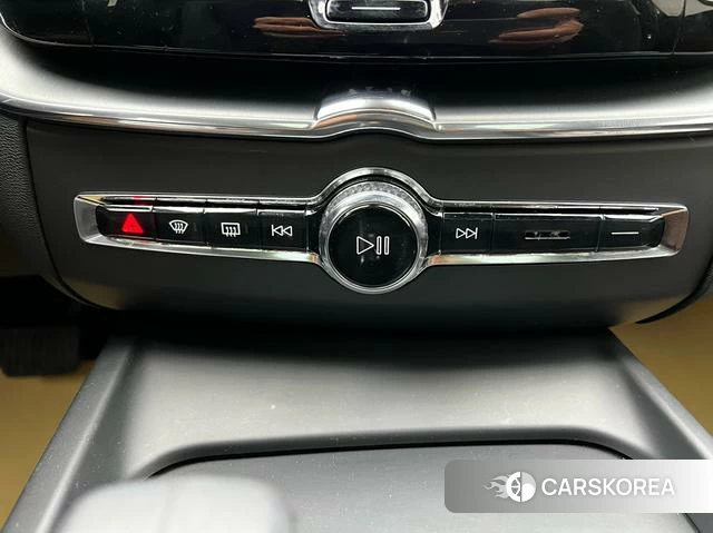 Volvo XC60 id 4208887 из Китая 15