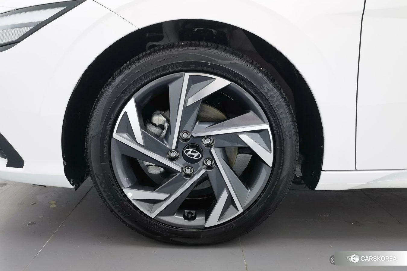 Hyundai Elantra id 4461903 из Китая 15