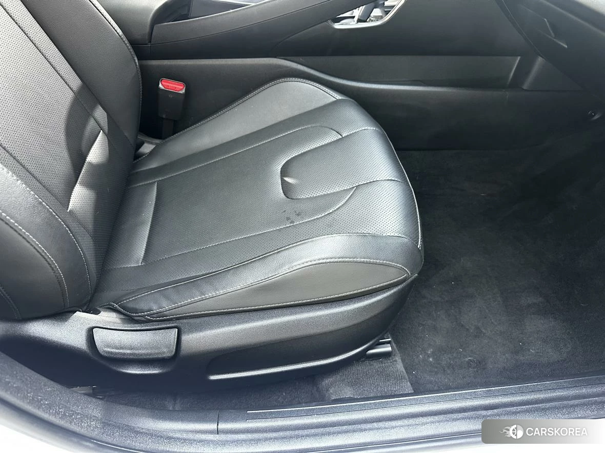 Hyundai Elantra id 4498929 из Китая 15