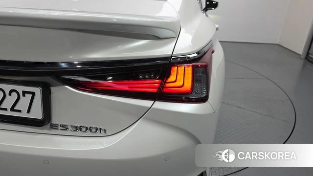Lexus ES300h 7th generation id 4655419 из Кореи 15