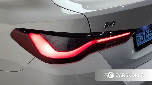 BMW i4 id 4388947 из Кореи 15