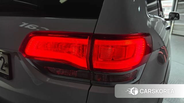 Jeep Grand Cherokee id 4284357 из Кореи 15