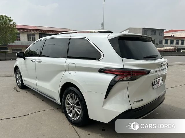 Toyota Saina id 4272897 из Китая 15