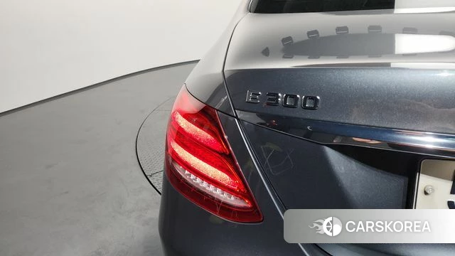 Mercedes-Benz E-Class W213 id 4318089 из Кореи 15