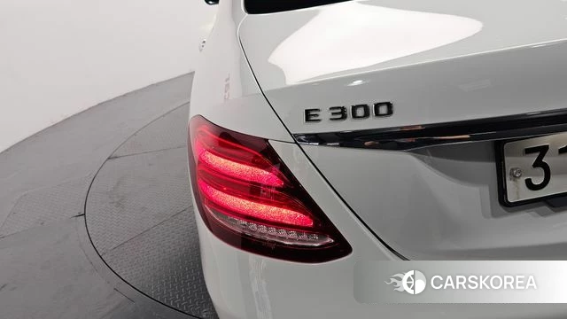 Mercedes-Benz E-Class W213 id 4581419 из Кореи 15